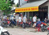 Tiệm sửa ô tô, xe máy đắt khách trong ngày đầu mở lại 