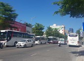 Đà Nẵng ‘chật cứng’ xe khách du lịch