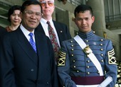 Ông Hun Sen tuyên bố ủng hộ con trai làm thủ tướng, nhưng phải qua bầu cử