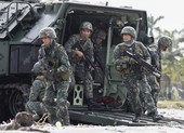 Philippines tập trận 'tái chiếm đảo' ngay sát biển Đông