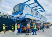 4 đoàn tàu metro số 1 sắp về tới TP.HCM