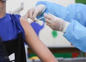 1 học sinh sốc phản vệ sau tiêm vaccine COVID-19 tử vong