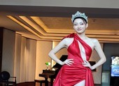 Nhan sắc Hoa hậu Lương Thùy Linh qua điện thoại không qua chỉnh sửa