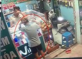Vờ mua điện thoại, thiếu nữ cướp giật iPhone trên tay chủ tiệm