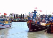 Bình Thuận: Chìm tàu cá, 5 người chết, mất tích