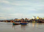 Bình Thuận thông tin 25 tàu thuyền ở La Gi bị chìm do lũ quét