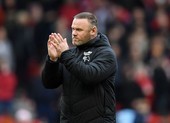 Rooney chờ công việc ở MU, từ chối Everton