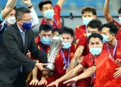 Chùm ảnh U-23 VN đăng quang Đông Nam Á tại Morodok sau khi đánh bại Thái Lan