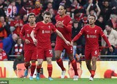 Hạ Watford, Liverpool soán ngôi đầu Premier League của Man City