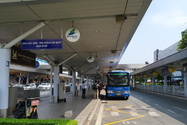 Đề xuất làm bãi xe buýt gần sân bay Tân Sơn Nhất để đón khách 