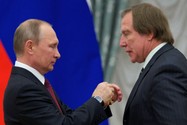 Mỹ trừng phạt bạn thân – “người giữ tiền” của ông Putin và hàng loạt công ty Nga