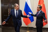 Lavrov เรียกร้องให้จีนกระชับความร่วมมือในความสัมพันธ์กับสหรัฐอเมริกา