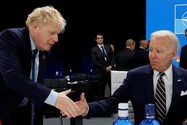 Tổng thống Mỹ Joe Biden (phải) và Thủ tướng Anh Boris Johnson. Ảnh: REUTERS