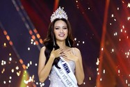 Hoa hậu Ngọc Châu: Cô gái mồ côi cha và nỗ lực từ tấm “vé vớt” 