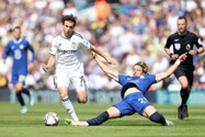 Chelsea thua với tỉ số khó tin tại Elland Road