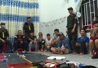 Video: Khởi tố 35 người tham gia đánh bạc quy mô lớn