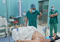 Nam thanh niên 20 tuổi bị tai nạn giao thông, gãy dương vật