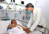Hút 3 lít máu loãng cứu sống bệnh nhân thập tử nhất sinh