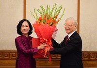 Tổng Bí thư trao quyết định phân công 2 nhân sự mới