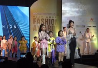 Video: Diễm Hương, Phan Thị Mơ đồng hành cùng mẫu nhí
