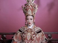 Video: Hoa hậu Khánh Vân hóa thân thành thái hậu Dương Vân Nga