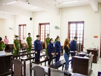 Video: Xử vụ anh xe ôm đưa cô gái vào khách sạn 