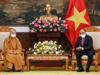 Video: Chủ tịch nước tiếp Đoàn đại biểu Giáo hội Phật giáo