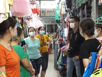 Tiểu thương Đà Nẵng: ‘Giờ bán được ngày nào hay ngày nấy’