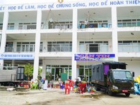 Video: Khẩn trương dọn dẹp ký túc xá để làm bệnh viện dã chiến 2.000 giường 