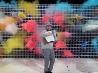 Tạo ra MV ca nhạc từ một cảnh quay dài 4,2 giây