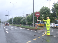 Video: Công an Đà Nẵng dầm mưa, siết chặt kiểm soát xe tại cửa ngõ TP