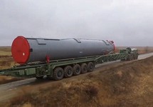 Nga kéo dài tuổi thọ UR-100N 'cõng' tên lửa siêu âm Avangard