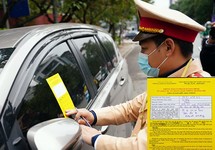 CSGT dán thông báo vi phạm lên kính ô tô: Rất nên!