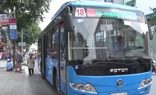 Video: Xe khách không được chở quá 1 nửa sức chứa