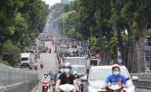 Video: Dạo quanh TP.HCM ngày đầu người dân đi làm trở lại