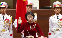 Clip: Chủ tịch Quốc hội Nguyễn Thị Kim Ngân tuyên thệ nhậm chức 