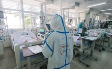 Video: Cận cảnh y bác sĩ Chợ Rẫy giành giật sự sống cho bệnh nhân COVID-19 nặng 
