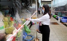 Video: Chợ Bến Thành những ngày đầu hoạt động trở lại