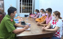 Video: Phát hiện nhóm đối tượng tụ tập đánh bạc bất chấp lệnh cấm