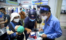 Ga Sài Gòn tái khởi động: Nhiều khách kẹt lại trong chuyến tàu đầu tiên