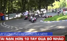 Lấy đường phố đua mô tô, hơn 10 tay đua lộn nhào 