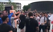 Fan anh quậy diễu hành búp bê tình dục gắn gương mặt Southgate