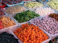 Chuyên gia hướng dẫn cách chọn mứt tết an toàn