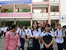 Tuyển sinh lớp 10: Đề thi tiếng Anh khó hơn so với mọi năm