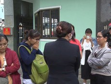 Món Huế bị tố nợ từ tiền... lá chuối đến thực phẩm