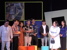 Video: Sân khấu TP.HCM hoạt động trở lại