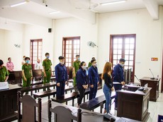 Video: Xử vụ anh xe ôm đưa cô gái vào khách sạn