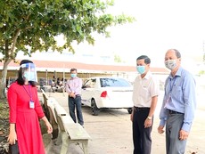 Video: Ngày thi tốt nghiệp THPT 2021 đầu tiên tại Vĩnh Long diễn ra thuận lợi 