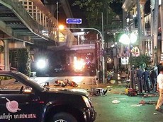 Clip nổ bom chấn động thủ đô Bangkok, nhiều người thiệt mạng
