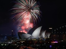 Clip màn bắn pháo hoa đón giao thừa sớm tại cảng Sydney